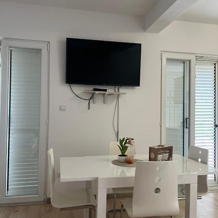 דירות ביילה Apartman Iskra מראה חיצוני תמונה
