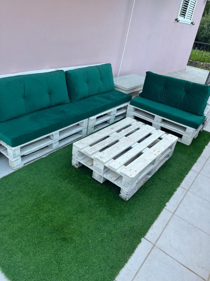 דירות ביילה Apartman Iskra מראה חיצוני תמונה